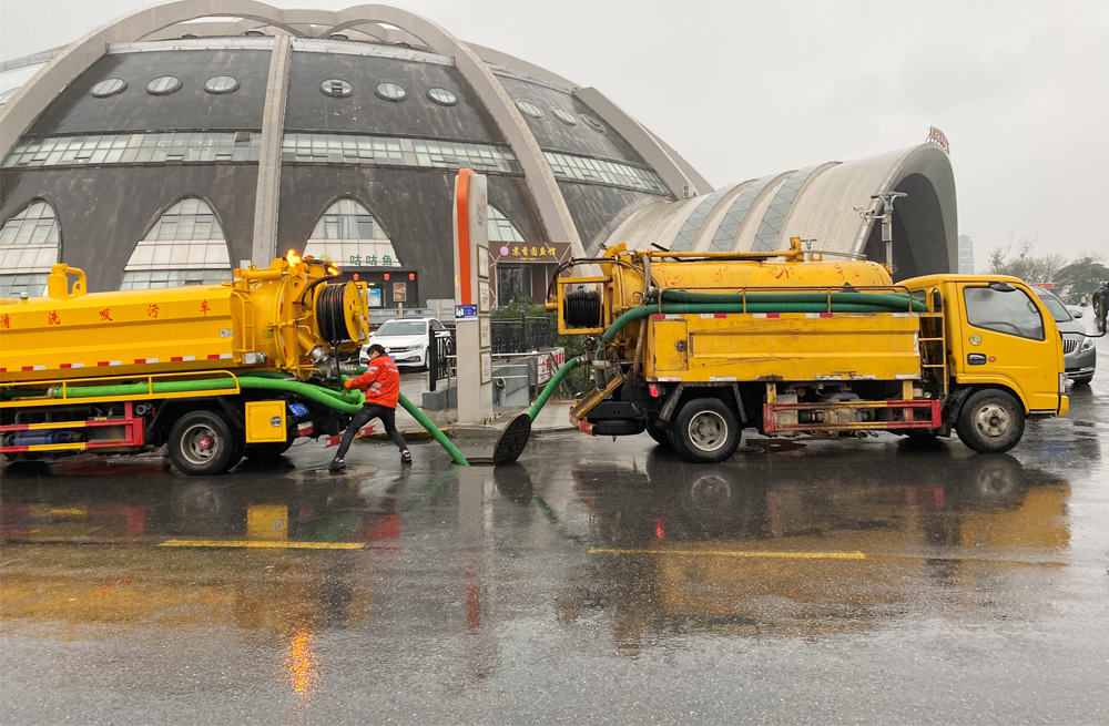 271外沙村商场管道清淤